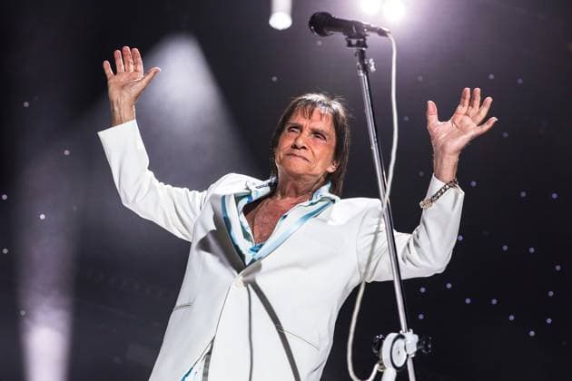 Roberto Carlos performs in Sao Paulo. Sao Paulo, SP. 22.08.2026 - Roberto Carlos - Singer Roberto Carlos during a performance at Espaco Unimed, in the Barra Funda neighborhood, west side of Sao Paulo, this Saturday, August 22, 2026.(Foto: Marina Uezima Brazil Photo Press Brazil Photo Press) INTERNATIONAL Sao Paulo Sao Paulo Brasil Copyright: xMarinaxUezimax