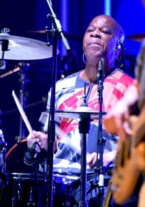 Haircut 100, Blair Cunningham on stage for SQUEEZE - TRIED, TESTED AND TRIXIES in Concert, Fox Theatre, Atlanta, GA, August 22, 2026. Photo By: Derek Storm Everett Collection SQUEEZE - TRIED, TESTED AND TRIXIES in Concert PUBLICATIONXNOTxINxCANxCHNxFRAxITAxJPNxNORxPOLxRUSxESPxUKxUSA