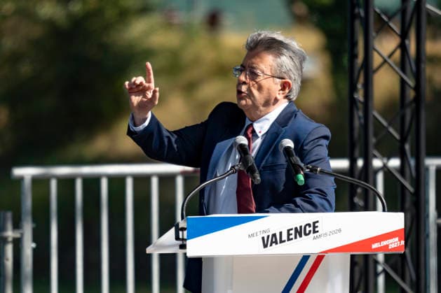 NEWS : Jean Luc Melenchon - AMFIS - La France Insoumise - Chateauneuf-sur-Isere - 23 08 2026 Jean-Luc MÃ lenchon lors de son meeting de candidat Ã la prÃ sidence de la RÃ publique Francaise 2027 lors des AMFIS 2026, universitÃ d Ã tÃ de la France Insoumise, Ã ChÃ¢teauneuf-sur-Isere le 23 08 2026. Photo Sandrine Thesillat PsNewZ  Copyright: xSandrinexThesillatx