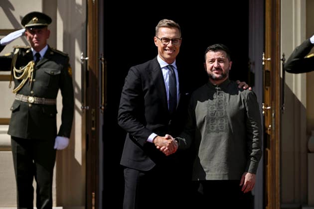 LKS 20260823 President of Ukraine Volodymyr Zelensky and Finland s President Alexander Stubb (L) during the Official welcoming ceremony of the Ukraine-Nordic-Baltic Summit in Kyiv, Ukraine on August 23, 2026. - ANTTI AIMO-KOIVISTO Kiova Ukraina  Copyright: xAnttixAimo-Koivistox _T8dtu9CUbc