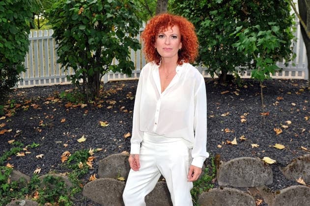 ZDF - Fernsehgarten. Sängerin Lucy Diakovska während der ZDF - Unterhaltungsshow Fernsehgarten am 23.08.2026 in Mainz. Weihnachten im Fernsehgarten. 20260823MWI140685 *** ZDF Fernsehgarten singer Lucy Diakovska during the ZDF entertainment show Fernsehgarten on August 23, 2026, in Mainz. Christmas at the Fernsehgarten 20260823MWI140685