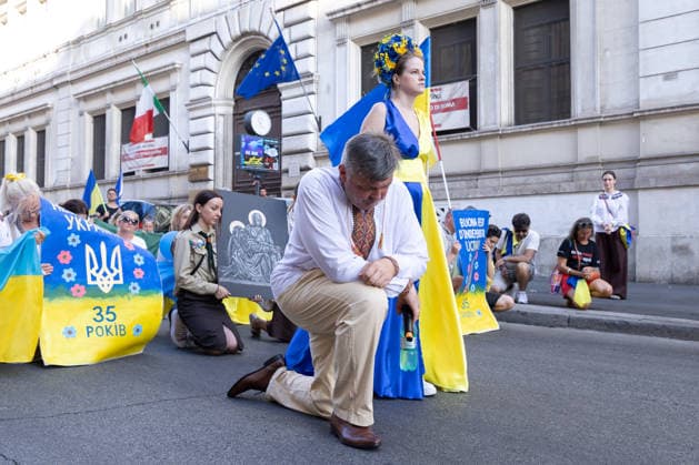 IPA87735339 - Rally in Rome to mark the anniversary of Ukraine s independence  Copyright: xMatteoxNardonex xx 87735339