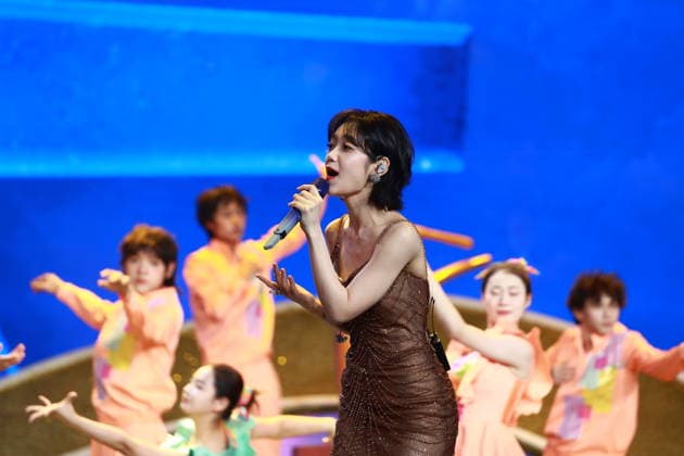 CHANGCHUN, CHINA - AUGUST 23: Actress singer Curley Gao, aka Xilinnayi Gao, performs on the stage during the opening of the 21st Changchun Film Festival on August 23, 2026 in Changchun, Jilin Province of China.  Copyright: xVCGx 111661786819