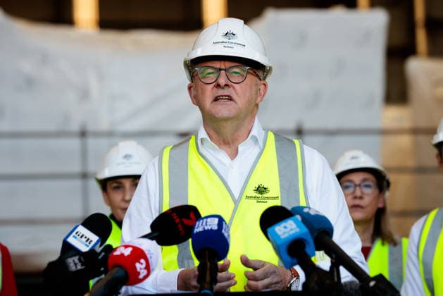 ANTHONY ALBANESE PRESSER, Prime Minister Anthony Albanese speaks during a press conference at BAE Systems Australia in Perth, Monday, August 24, 2026. ( NO ARCHIVING  Copyright: xRICHARDxWAINWRIGHTx 20260824197679453507