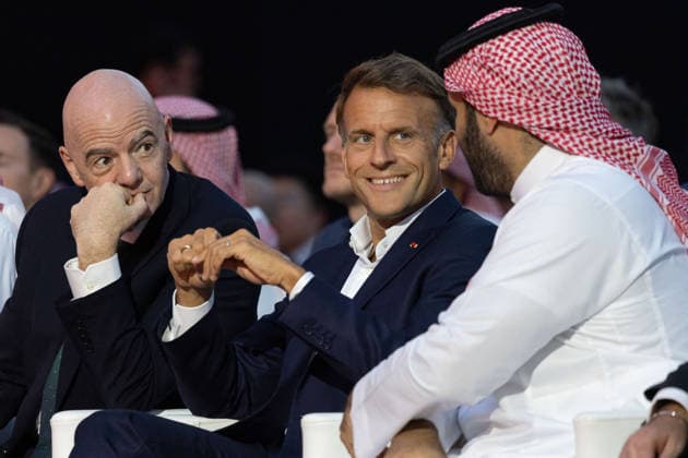 French President Emmanuel Macron, Saudi Arabia s Crown Prince Mohammed bin Salman (MBS), and FIFA President Gianni Infantino attend the closing ceremony of the Esports World Cup at the Grand Palais in Paris, France, on August 23, 2026. Raphael Lafargue, Pool Bestimage, Paris, France  Copyright: xRaphaelxLafarguex xPoolx xBestimagexRaphaelxLafarguex xPoolx xBestimagex