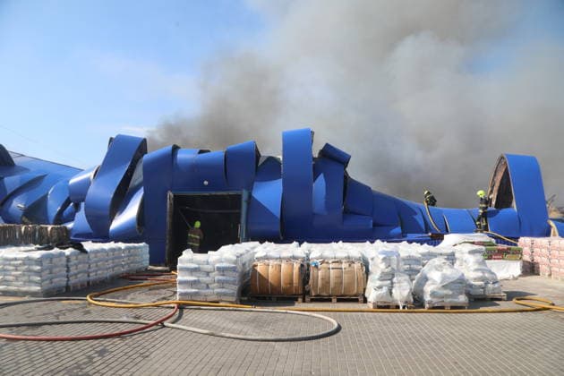 Five injured in Russian strikes on warehouse facilities in Ukraine s Odesa ODESA, UKRAINE - AUGUST 24: Emergency crews work at a warehouse facility damaged following a Russian strike in Odesa, Ukraine, on August 24, 2026. According to local authorities, five people were injured in strikes targeting warehouse facilities, with three hospitalized in moderate condition. Emergency crews continue to clear debris and deal with the aftermath of the attack at the affected sites. Arthur Shvits Anadolu Odessa Ukraine. Editorial use only. Please get in touch for any other usage.  Copyright: x2026xAnadoluxArthurxShvitsx