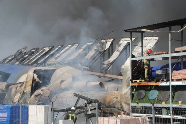 Five injured in Russian strikes on warehouse facilities in Ukraine s Odesa ODESA, UKRAINE - AUGUST 24: Emergency crews work at a warehouse facility damaged following a Russian strike in Odesa, Ukraine, on August 24, 2026. According to local authorities, five people were injured in strikes targeting warehouse facilities, with three hospitalized in moderate condition. Emergency crews continue to clear debris and deal with the aftermath of the attack at the affected sites. Arthur Shvits Anadolu Odessa Ukraine. Editorial use only. Please get in touch for any other usage.  Copyright: x2026xAnadoluxArthurxShvitsx