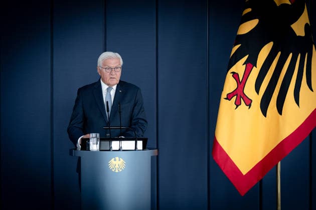 Schlüsselübergabe, temporärer Amtssitz, Bundespräsident, Frank-Walter Steinmeier Berlin, Amtssitz am Spreebogen, Ansprache, Schlüsselübergabe, temporärer Amtssitz, Bundespräsident, Frank-Walter Steinmeier Berlin Berlin GER *** Key handover, temporary official residence, Federal President, Frank-Walter Steinmeier, Berlin, official residence at Spreebogen, speech, key handover, temporary official residence, Federal President, Frank-Walter Steinmeier, Berlin, Berlin, GER