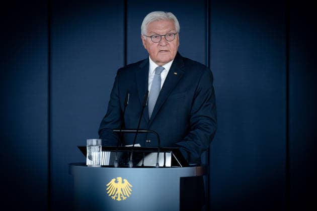Schlüsselübergabe, temporärer Amtssitz, Bundespräsident, Frank-Walter Steinmeier Berlin, Amtssitz am Spreebogen, Ansprache, Schlüsselübergabe, temporärer Amtssitz, Bundespräsident, Frank-Walter Steinmeier Berlin Berlin GER *** Key handover, temporary official residence, Federal President, Frank-Walter Steinmeier, Berlin, official residence at the Spreebogen, speech, key handover, temporary official residence, Federal President, Frank-Walter Steinmeier, Berlin, Berlin, GER