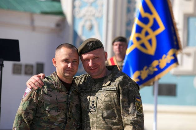 Commander-in-Chief of the Armed Forces of Ukraine, Major General Mykhailo Drapatyi (R) and his deputy, Brigadier General Andrii Lebedenko pose for a photo during the official celebration of the 35th anniversary of the restoration of Ukraine’s independence in Sofiiska Square, Kyiv, Ukraine, August 24, 2026. (Photo by Marianna Kotyk Ukrinform) Celebration of Ukraine’s 35th Independence Day in Kyiv  Copyright: xMariannaxKotykx