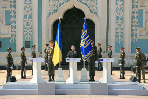 President of Ukraine Volodymyr Zelenskyy delivers a speech during the official celebration of the 35th anniversary of the restoration of Ukraine’s independence in Sofiiska Square, Kyiv, Ukraine, August 24, 2026. (Photo by Marianna Kotyk Ukrinform) Celebration of Ukraine’s 35th Independence Day in Kyiv  Copyright: xMariannaxKotykx