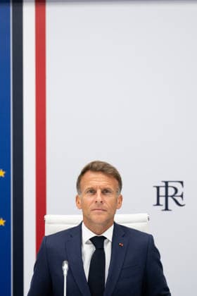 Videoconference Meeting Of The Coalition Of The Willing - Paris Emmanuel Macron, French President, during a videoconference meeting of the Coalition of the Willing with British Prime Minister and German Chancellor. Elysee Palace, Paris, France, on Monday, August 24, 2026. Photo Jeanne Accorsini Pool ABACAPRESS.COM Paris France  Copyright: xAccorsinixJeanne Pool ABACAx