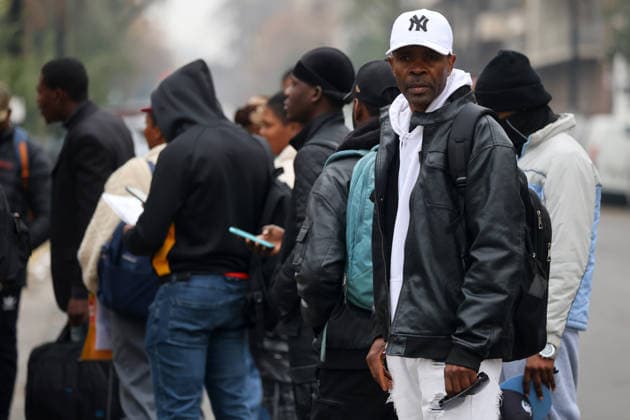 Santiago, August 24, 2026 Long lines outside the Haitian Embassy on Echaurren Street, near Claudio Gay, in the Santiago district. Jonnathan Oyarzun Aton Chile, Santiago, Chile. Aton 1183508  Copyright: JONNATHANxOYARZUN ATONxCHILE
