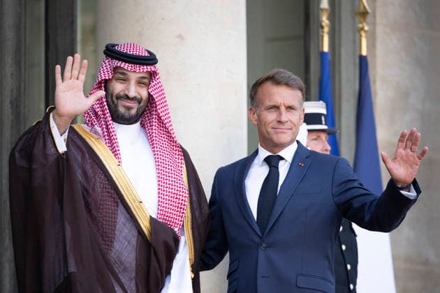 French President Macron Welcomes Saudi Crown Prince Mohammed bin Salman - Paris French President Emmanuel Macron and Saudi Crown Prince Mohammed bin Salman before a meeting at the Elysee Palace in Paris, France, August 24, 2026.Photo by Eliot Blondet ABACAPRESS.COM Paris France France  Copyright: xBlondetxEliot ABACAx