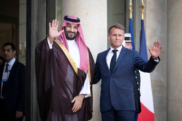 French President Macron Welcomes Saudi Crown Prince Mohammed bin Salman - Paris French President Emmanuel Macron and Saudi Crown Prince Mohammed bin Salman before a meeting at the Elysee Palace in Paris, France, August 24, 2026.Photo by Eliot Blondet ABACAPRESS.COM Paris France France  Copyright: xBlondetxEliot ABACAx