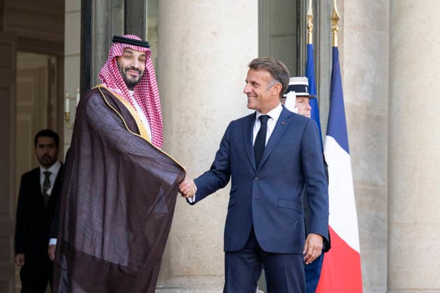French President Macron Welcomes Saudi Crown Prince Mohammed bin Salman - Paris French President Emmanuel Macron and Saudi Crown Prince Mohammed bin Salman before a meeting at the Elysee Palace in Paris, France, August 24, 2026.Photo by Eliot Blondet ABACAPRESS.COM Paris France France  Copyright: xBlondetxEliot ABACAx
