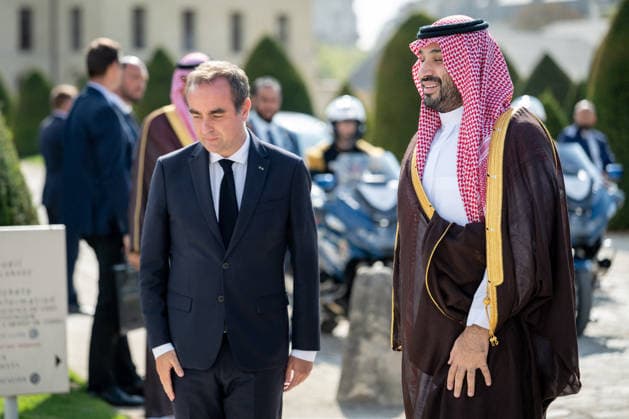 Mohammed bin Salman is Welcomed by French PM Lecornu - Paris French Prime Minister Sebastien Lecornu speaks with Saudi Arabia s Crown Prince Mohammed bin Salman during a welcome ceremony as part of his two-day official visit to France, at the Hotel des Invalides in Paris, France on August 24, 2026. Photo by Alexis Jumeau ABACAPRESS.COM Paris France  Copyright: xJumeauxAlexis ABACAx