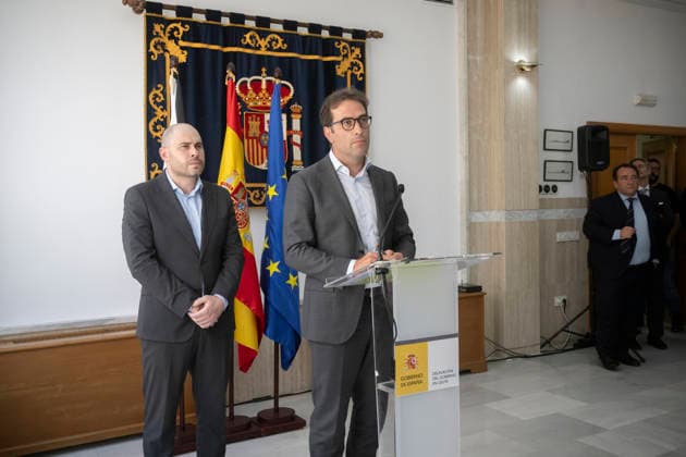 Carlos Cuerpo Meets with Juan Jesús Vivas in Ceuta The First Vice President and Minister of Economy, Trade, and Business, Carlos Cuerpo, along with the Government Delegate in Ceuta, Miguel Ángel Pérez Triano, speaks to the media at the Government Delegation in Ceuta, on August 24, 2026, in Ceuta, Spain. Cuerpo visited Ceuta to discuss the economic support needed by the autonomous city in the wake of the initial migration crisis that began in late July. AUGUST 24, 2026 Ceuta, Spain  Copyright: xMarcosxMorenox 7730158