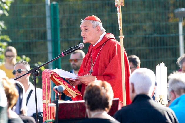 IPA87767575 - Amatrice: Memorial service for the victims of the August 2016 earthquake; pictured is the Mass celebrated by Cardinal Matteo Zuppi at the sports field  Copyright: xSTEFANOxCAROFEIx xSTEFANOxCAROFEIx xFOTOGRAMMAx 87767575