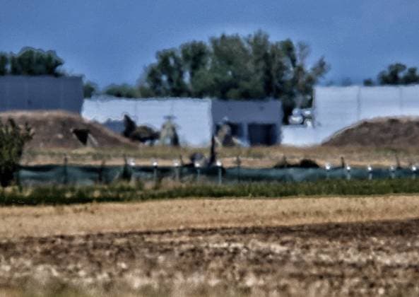 NATO Hungarian Air Force Gripen Crashes In Hungary The wreckage of a Saab JAS 39 Gripen is seen near the Szolnok Airbase in Szolnok, Hungary, on August 24, 2026. The fighter jet crashed after the pilot ejected. Budapest Hungary  Copyright: xBalintxSzentgallayx originalFilename: szentgallay-natohung260824_npzjN.jpg