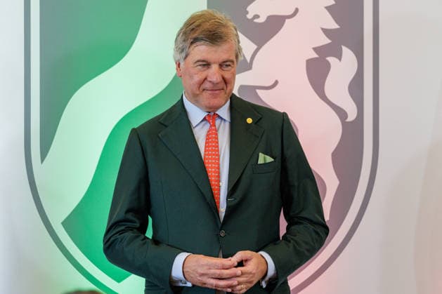 24.08.2026. Düsseldorf. Dr. Philipp Freiherr Heereman von Zuydtwyck bei der Verleihung des Verdienstordens des Landes Nordrhein-Westfalen anlässlich des 80. Landesgeburtstages. Düsseldorf Staatskanzlei Nordrhein-Westfalen Deutschland *** August 24, 2026, Düsseldorf: Dr. Philipp Freiherr Heereman von Zuydtwyck at the ceremony conferring the Order of Merit of the State of North Rhine-Westphalia on the occasion of the state’s 80th anniversary. Düsseldorf, State Chancellery of North Rhine-Westphalia, Germany
