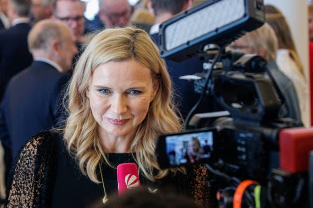 24.08.2026. Düsseldorf. Veronica Ferres bei der Verleihung des Verdienstordens des Landes Nordrhein-Westfalen anlässlich des 80. Landesgeburtstages. Düsseldorf Staatskanzlei Nordrhein-Westfalen Deutschland *** August 24, 2026, Düsseldorf: Veronica Ferres at the ceremony conferring the Order of Merit of the State of North Rhine-Westphalia on the occasion of the state’s 80th anniversary. Düsseldorf, State Chancellery of North Rhine-Westphalia, Germany