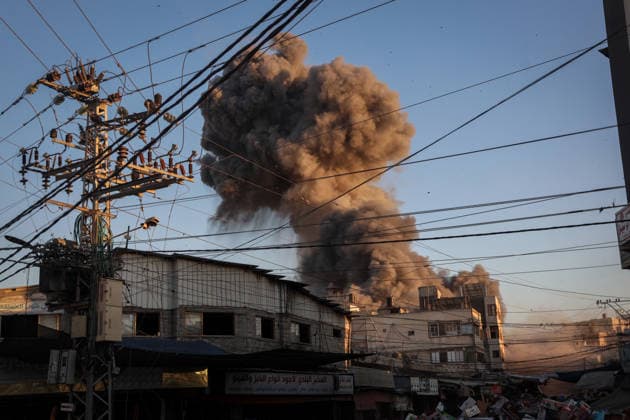 Israeli army targets historic Abu Salim Mosque in Deir al-Balah DEIR AL-BALAH, GAZA, PALESTINE - AUGUST 24: Smoke rises from the historic Abu Salim Mosque in Deir al-Balah, Gaza, Palestine, following an Israeli airstrike, on August 24, 2026. Most of the mosque was destroyed in the attack, leaving the structure heavily damaged. Abdalhkem Abu Riash Anadolu Deir al-Balah Gaza. Editorial use only. Please get in touch for any other usage.  Copyright: x2026xAnadoluxAbdalhkemxAbuxRiashx