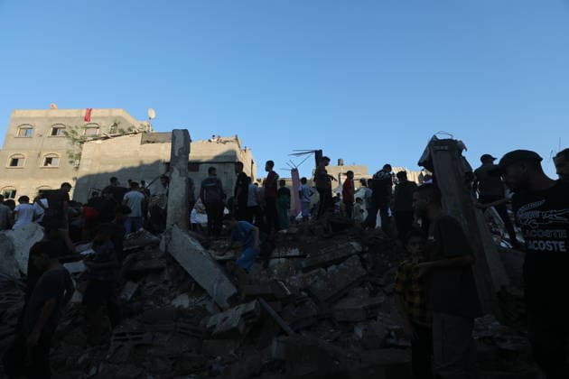 Israeli attacks continue in Gaza despite ceasefire BUREIJ, GAZA STRIP, PALESTINE - AUGUST 24: Search and rescue operations begin at the Bureij Refugee Camp following Israeli airstrikes targeting the area despite a ceasefire in Gaza, Palestine on August 24, 2026. Moiz Salhi Anadolu Bureij Gaza. Editorial use only. Please get in touch for any other usage.  Copyright: x2026xAnadoluxMoizxSalhix