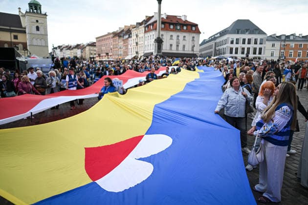 Ukrainian Independence day celebrations in Poland WARSAW, POLAND - AUGUST 24: Members of the Ukrainian diaspora and Poles participate in a demonstration celebrating the Ukrainian Independence day in Warsaw, Poland on August 24, 2026. Omar Marques Anadolu Warsaw Poland. Editorial use only. Please get in touch for any other usage.  Copyright: x2026xAnadoluxOmarxMarquesx
