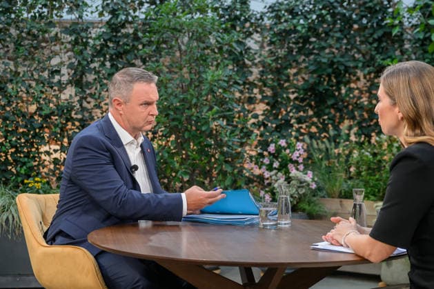 photonews.at Martin Juen - Wien, 24.08.2026.. Sommergespräch des ORF 2026 mit dem Bundesvorsitzeden der SPÖ. PHOTO: Bundesvorsitzender der SPÖ Andreas Babler ORF Summer Interview 2026 with the federal chairman of the SPÖ. Gespräch, Intveriew, Diskussion, ORF, TV, Fernsehen, SPÖ, Sozialdemokratie, Klimakrise, Polarisierung, politische Bedeutung, Vertrauen Sommergespräch 2026 mit Bundesvorsitzedem der SPÖ *** photonews at Martin Juen, Vienna, August 24, 2026 ORF Summer Interview 2026 with the Federal Chairman of the SPÖ PHOTO: Andreas Babler, Federal Chairman of the SPÖ ORF Summer Interview 2026 with the Federal Chairman of the SPÖ Interview, Interview, Discussion, ORF, TV, Television, SPÖ, Social Democracy, Climate Crisis, Polarizatio 