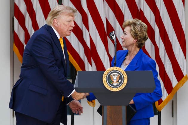 White House Coverage US President Donald Trump shakes hands with Secretary of Education Linda McMahon following his remarks during an education event in the Rose Garden of the White House in Washington DC, USA, 24 August 2026. President Trump and Secretary McMahon highlighted the administration’s school choice program as the new academic year begins. WASHINGTON DISTRICT OF COLUMBIA United States  Copyright: xPool ABACAx