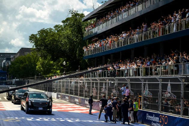 August 24, 2026, Washington, Dc, United States: President Donald J. Trump and First Lady Melania Trump take a ceremonial lap in the motorcade during the Freedom 250 Grand Prix Race in Washington, D.C., Sunday, August 23, 2026. Washington United States - ZUMAp138 20260824_zaa_p138_017 Copyright: xThexWhitexHouse OfficalxWhitex