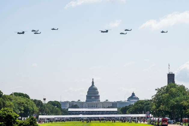 August 24, 2026, Washington, Dc, United States: U.S. Army helicopters perform a fly over before the start of the Freedom 250 Grand Prix Race, August 23, 2026 in Washington, D.C. Washington United States - ZUMAp138 20260824_zaa_p138_027 Copyright: xThexWhitexHouse WhitexHousex