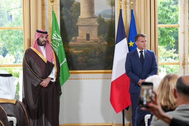 President of the Republic Emmanuel Macron and His Royal Highness Mohammed bin Salman bin Abdulaziz Al Saud, Crown Prince and Prime Minister of Saudi Arabia, strengthen the strategic partnership between the two countries at the Élysée Palace in Paris, France, on August 24, 2026. Anne Sophie Guebey, Bestimage, Paris, France  Copyright: xAnne-SophiexGuebeyx xBestimagexAnne-SophiexGuebeyx xBestimagex