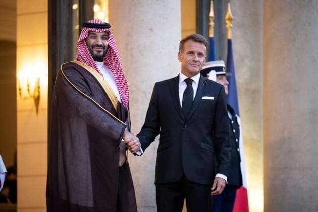 President Macron Welcomes Saudi Crown Prince Mbs For An Official Dinner - Paris French President Emmanuel Macron welcomes Saudi Crown Prince Mohammed bin Salman for an official dinner at the Elysee Palace in Paris, France, August 24, 2026. Photo by Eliot Blondet ABACAPRESS.COM Paris France France  Copyright: xBlondetxEliot ABACAx