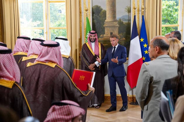 Macron And MBS Sign Strategic Partnership At Elysee Palace - Paris French President Emmanuel Macron and Saudi Crown Prince and Prime Minister Mohammed bin Salman bin Abdulaziz Al Saud strengthen the strategic partnership between the two countries during a signing ceremony at the Elysee Palace in Paris, France on August 24, 2026. Photo by Anne-Sophie Guebey Pool ABACAPRESS.COM Paris France  Copyright: xGuebeyxAnne-Sophie Pool ABACAx