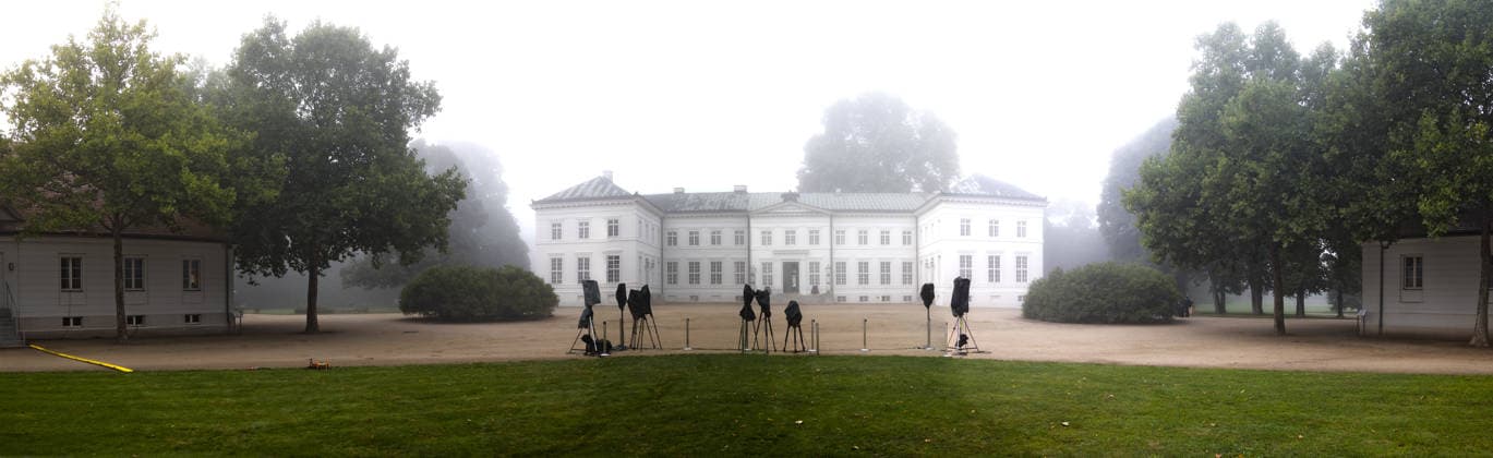 Bundeskabinett Klausur Neuhardenberg 25.08.2026, Germany, Bradenburg, Schloss Neuhardenberg, Neuhardenberg, Bundesregierung, Kabinettsklausur auf Schloss Neuhardenberg mit Bundeskanzler Friedrich Merz, hier das Schloss im Nebel vor dem Eintreffen des Bundeskanzlers Â Neuhardenberg Brandenburg Germany *** Federal Cabinet Retreat at Neuhardenberg, August 25, 2026, Germany, Brandenburg, Neuhardenberg Castle, Neuhardenberg, Federal Government, Cabinet Retreat at Neuhardenberg Castle with Federal Chancellor Friedrich Merz; here, the castle in the fog before the Federal Chancellor’s arrival—Neuhardenberg, Brandenburg, Germany
