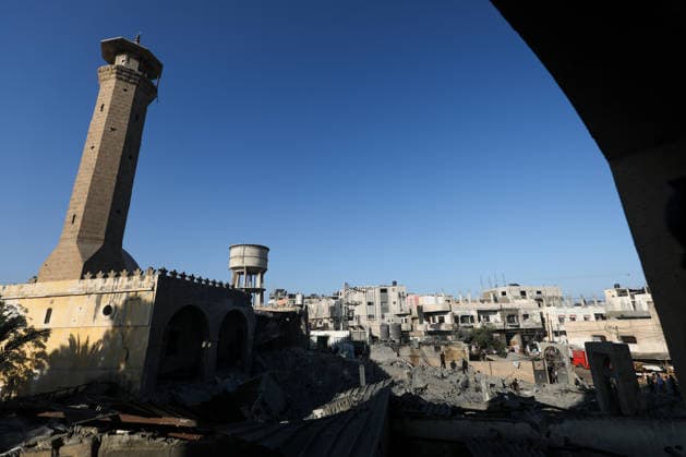 Abu Salim Mosque severely damaged in Israeli airstrike in Deir al-Balah DEIR AL-BALAH, GAZA, PALESTINE - AUGUST 25: General view of the severe destruction at the Abu Salim Mosque and surrounding neighborhood following an Israeli airstrike carried out despite the ceasefire in Deir al-Balah, in the central Gaza Strip, Palestine on August 25, 2026. The strike caused widespread collapse, reduced parts of the religious building to rubble, and damaged nearby residential structures and streets across the area. Moiz Salhi Anadolu Deir al-Balah Gaza. Editorial use only. Please get in touch for any other usage.  Copyright: x2026xAnadoluxMoizxSalhix