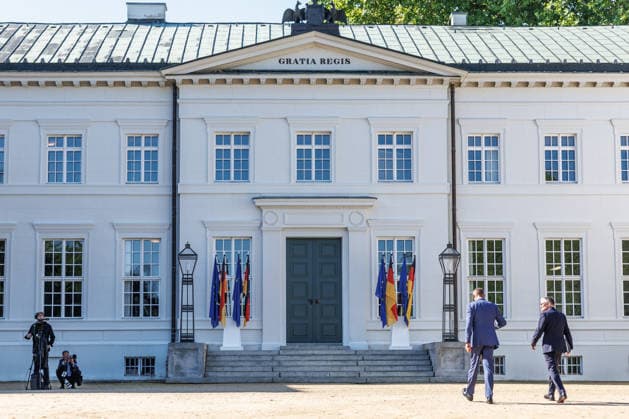 Kabinettsklausur im Schloss Neuhardenberg Bundeskanzler Friedrich Merz (CDU) bei einer Kabinettsklausur am 25.08.26 im Schloss Neuhardenberg in Brandenburg. Brandenburg Deutschland Schloss Neuhardenberg *** Cabinet Retreat at Neuhardenberg Castle: Federal Chancellor Friedrich Merz (CDU) at a cabinet retreat on August 25, 1926, at Neuhardenberg Castle in Brandenburg, Germany; Neuhardenberg Castle