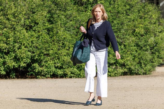 Kabinettsklausur Karin Prien (CDU), Bundesfamilienministerin, bei einer Kabinettsklausur am 25.08.26 in der Schloss Neuhardenberg in Brandenburg. Brandenburg Deutschland Schloss Neuhardenberg *** Cabinet Retreat: Karin Prien (CDU), Federal Minister for Family Affairs, at a cabinet retreat on August 25, 2026, at Neuhardenberg Castle in Brandenburg, Germany; Neuhardenberg Castle