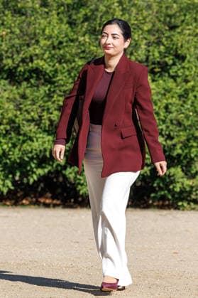 Kabinettsklausur Reem Alabali-Radovan (SPD), Bundesministerin fuer Wirtschaftliche Zusammenarbeit und Entwicklung, bei einer Kabinettsklausur am 25.08.26 in der Schloss Neuhardenberg in Brandenburg. Brandenburg Deutschland Schloss Neuhardenberg *** Cabinet Retreat: Reem Alabali Radovan (SPD), Federal Minister for Economic Cooperation and Development, at a cabinet retreat on August 25, 2026, at Neuhardenberg Castle in Brandenburg, Germany; Neuhardenberg Castle
