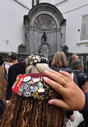 Manneken Pis Becomes A Student BRUSSELS, BELGIUM - AUGUST 25 : UCLouvain in Brussels presents the Manneken-Pis with a student s outfit.The ceremony is followed by a procession to Rue de l Étuve, where the outfit is unveiled...on August 25, 2026 in Brussels, Belgium, 25 08 2026 Brussels Belgium  Copyright: xBertxVanxDenxBrouckex