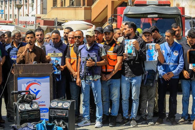 Palestinian journalists in Gaza remember five colleagues killed in Israeli attacks GAZA, PALESTINE - AUGUST 25: Palestinian journalists gather in the courtyard of Nasser Hospital in Khan Younis to commemorate five colleagues killed in Israeli attacks one year earlier, on August 25, 2026 in Khan Yunis, Gaza Palestine. Holding photographs of the slain journalists, participants called for an end to attacks against members of the press and for greater protection for media workers. Abed Rahim Khatib Anadolu Khan Yunis Gaza. Editorial use only. Please get in touch for any other usage.  Copyright: x2026xAnadoluxAbedxRahimxKhatibx