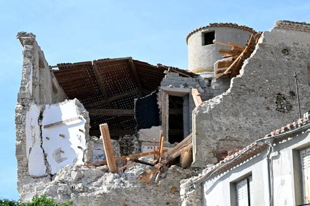 The day after the tornado that struck the village of Pomas PHOTOPQR LA DEPECHE DU MIDI LAURENT DARD POMAS 08 25 2026 DDM LAURENT DARD POMAS SMALL VILLAGE IN THE AUDE REGION DEVASTATED BY A TORNADE ON AUGUST 24, 2026, LATE IN THE DAY THIS MORNING, RESIDENTS ARE AT WORK CLEARING DEBRIS The day after a tornado of rare intensity devastated the village of Pomas in southern France on August 25, 2026 Local Caption POMAS, AUDE, France  Copyright: xPHOTOPQR LAxDEPECHExDUxMIDI MAXPxLAURENTxDARDx 20260825DDM0075 20260825DDM0075