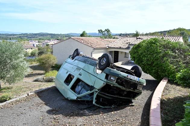 The day after the tornado that struck the village of Pomas PHOTOPQR LA DEPECHE DU MIDI LAURENT DARD POMAS 08 25 2026 DDM LAURENT DARD POMAS SMALL VILLAGE IN THE AUDE REGION DEVASTATED BY A TORNADE ON AUGUST 24, 2026, LATE IN THE DAY THIS MORNING, RESIDENTS ARE AT WORK CLEARING DEBRIS The day after a tornado of rare intensity devastated the village of Pomas in southern France on August 25, 2026 Local Caption POMAS, AUDE, France  Copyright: xPHOTOPQR LAxDEPECHExDUxMIDI MAXPxLAURENTxDARDx 20260825DDM0079 20260825DDM0079