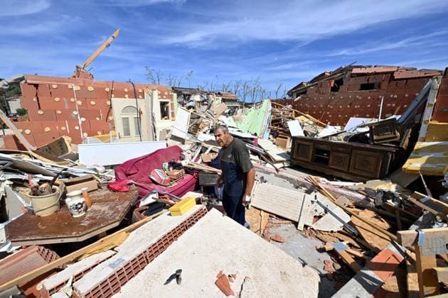 The day after the tornado that struck the village of Pomas PHOTOPQR LA DEPECHE DU MIDI LAURENT DARD POMAS 08 25 2026 DDM LAURENT DARD POMAS SMALL VILLAGE IN THE AUDE DEPARTMENT DEVASTATED BY A TORNADE ON AUGUST 24, 2026, LATE IN THE DAY. THIS MORNING, RESIDENTS ARE AT WORK CLEARING THE DEBRIS. The day after a tornado of rare intensity devastated the village of Pomas in southern France on August 25, 2026 Local Caption POMAS, AUDE, France  Copyright: xPHOTOPQR LAxDEPECHExDUxMIDI MAXPxLAURENTxDARDx 20260825DDM0044 20260825DDM0044