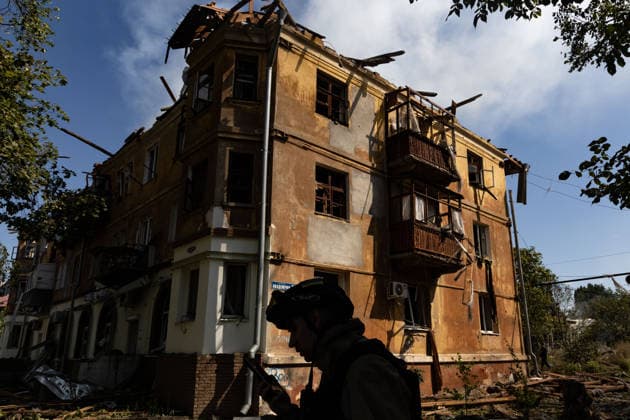 Aftermath of Russian attack on Ukraine s Kramatorsk KRAMATORSK, UKRAINE - AUGUST 25: A firefighter works in a damaged area following a Russian airstrike in Kramatorsk, Ukraine, on August 25, 2026. Francisco Richart Anadolu Kramatorsk Ukraine. Editorial use only. Please get in touch for any other usage.  Copyright: x2026xAnadoluxFranciscoxRichartx