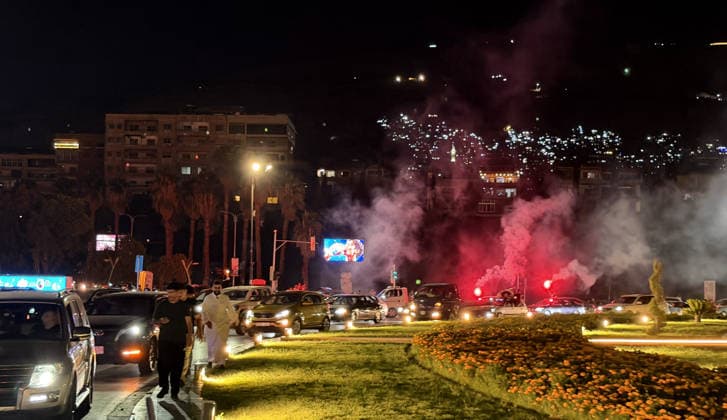 Celebrations held in Damascus following dissolution announcement DAMASCUS, SYRIA - AUGUST 25: People celebrate with their cars at Umayyad Square after Ferhat Abdi Sahin, code-named Mazlum Abdi, the ringleader of the YPG, operating under the name SDF, announced the dissolution of the group s so-called autonomous administration and its affiliated military and civilian structures in Damascus, Syria, on August 25, 2026. Bakr Al Kasem Anadolu Damascus Syria. Editorial use only. Please get in touch for any other usage.  Copyright: x2026xAnadoluxBakrxAlxKasemx
