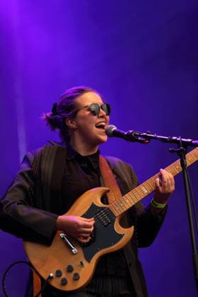 Albertine Sarges as the opening act for The Whitest Boy Alive at an open-air concert at the Waschhaus in Potsdam, August 25, 2026 Albertine Sarges Concert Potsdam