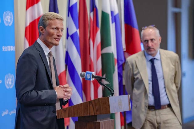 August 25, 2026, New York, New York, United States: CARL SKAU, Acting Executive Director of the World Food Programme (WFP), speaks to reporters at the Security Council stakeout following the open debate on conflict and hunger. Addressing the consequences when food is weaponised or access is cut off, Skau described the choices confronting affected populations as stark: starve, move or rebel, underscoring the relationship between hunger, displacement and instability. New York United States  - ZUMAo116 20260825_znp_o116_030 Copyright: xBiancaxOterox